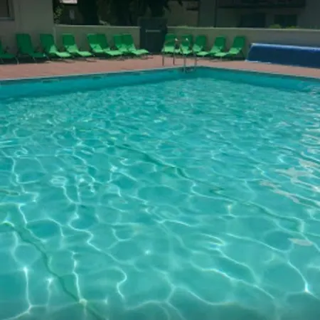Appartement T3 Avec Piscine En 4 Etoiles *