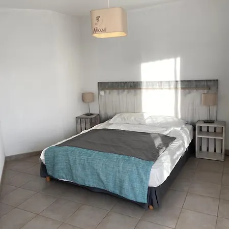 Appartement T3 Avec Piscine En 4 Etoiles